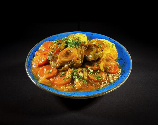 Obrázok jedla Osso Buco s gremolatou a s opraženou polentou