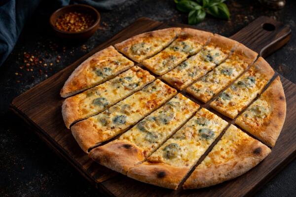 Obrázok jedla Grissini s mozzarellou a gorgonzolou