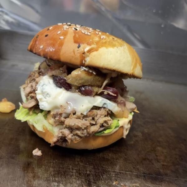 Obrázok jedla Kačací burger s kačacou pečienkou