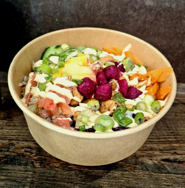 Obrázok jedla Chicken dragon fruit poke bowl
