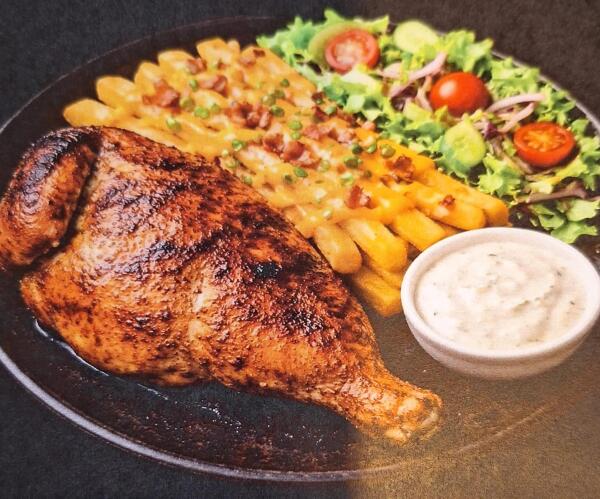 Obrázok jedla 1/2 pečené kuriatko FAJITA s hranolkami a  chedarom